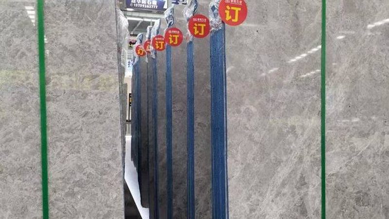 蘑菇石干挂与湿贴：工艺差异与适用场景解析**